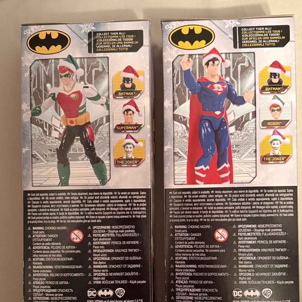 DC Comics Robin and Superman Holiday Action Figures - Red, Green, Blue - Picture 16 of 17